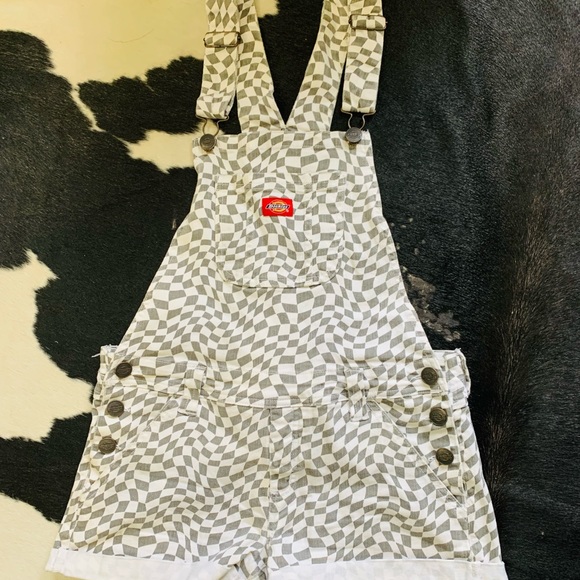 ❤️Dickies❤️ Denim Short Overalls - Picture 1 of 4